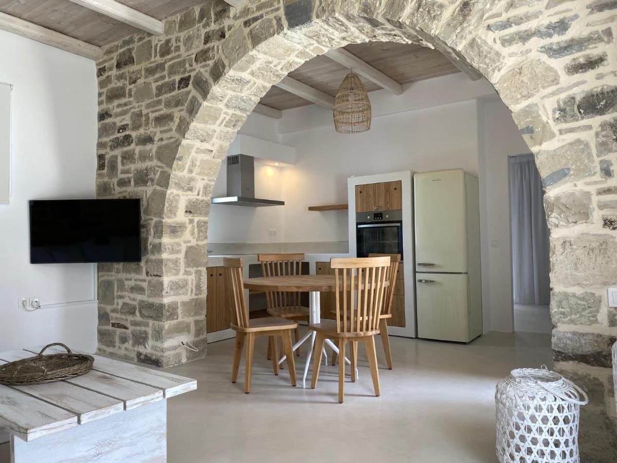 Laini Luxury Suites Pombia Kültér fotó