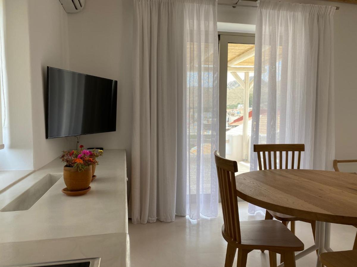 Laini Luxury Suites Pombia Kültér fotó