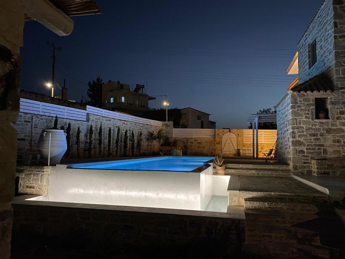 Laini Luxury Suites Pombia Kültér fotó
