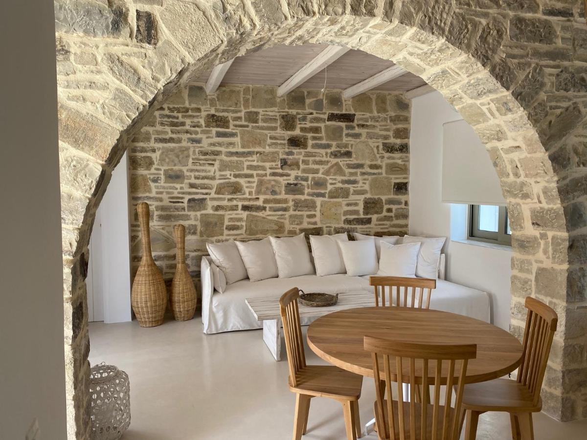 Laini Luxury Suites Pombia Kültér fotó
