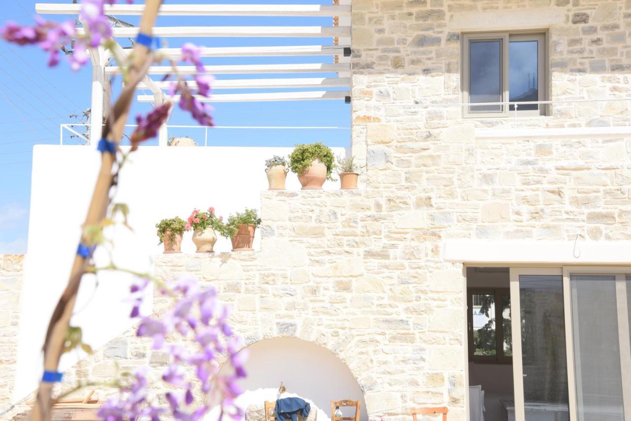 Laini Luxury Suites Pombia Kültér fotó